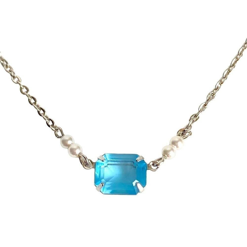 Vintage Avon Blue Stone Necklace Silver Chain Pearl Faux Topaz Dainty‎ Delicate